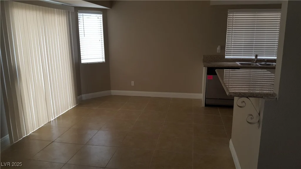 2777 Beaconfalls, Las Vegas, NV 89142