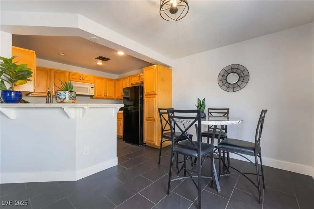 7288 Quarterhorse, Las Vegas, NV 89148