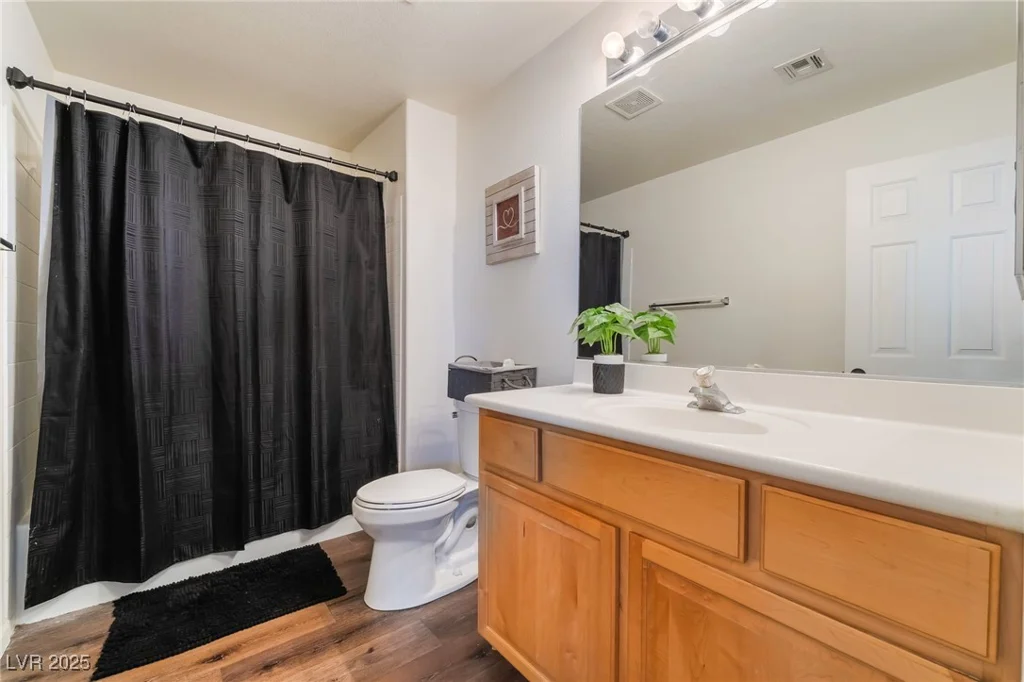 7288 Quarterhorse, Las Vegas, NV 89148