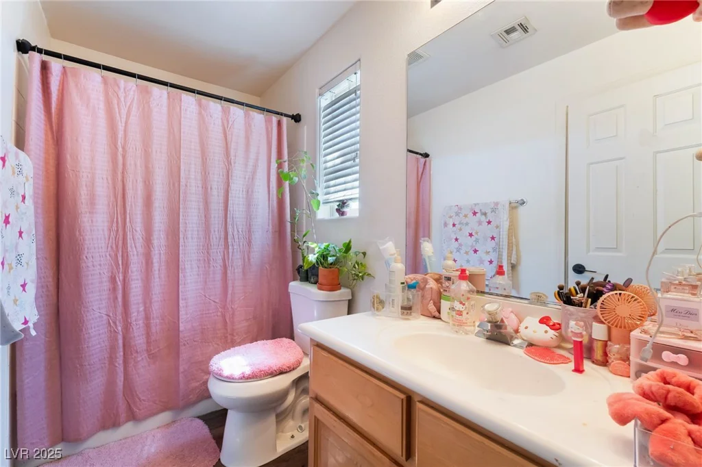 7288 Quarterhorse, Las Vegas, NV 89148