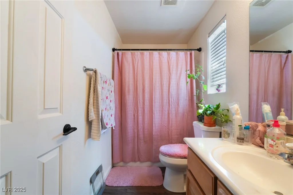 7288 Quarterhorse, Las Vegas, NV 89148