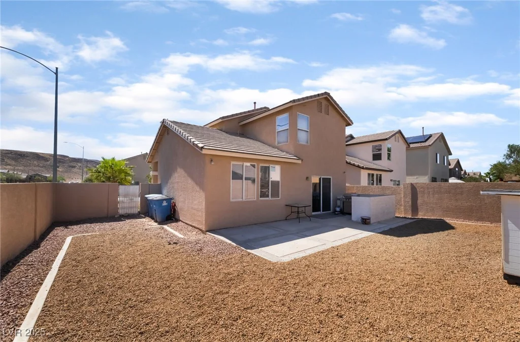 7288 Quarterhorse, Las Vegas, NV 89148