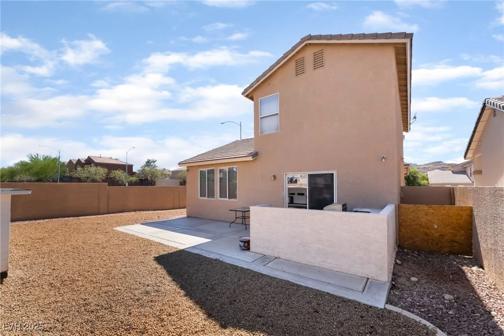 7288 Quarterhorse, Las Vegas, NV 89148