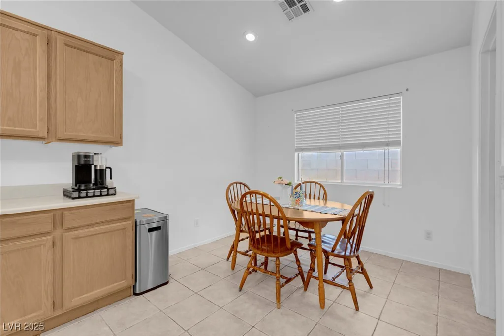 6138 Crystal Flower, North Las Vegas, NV 89031