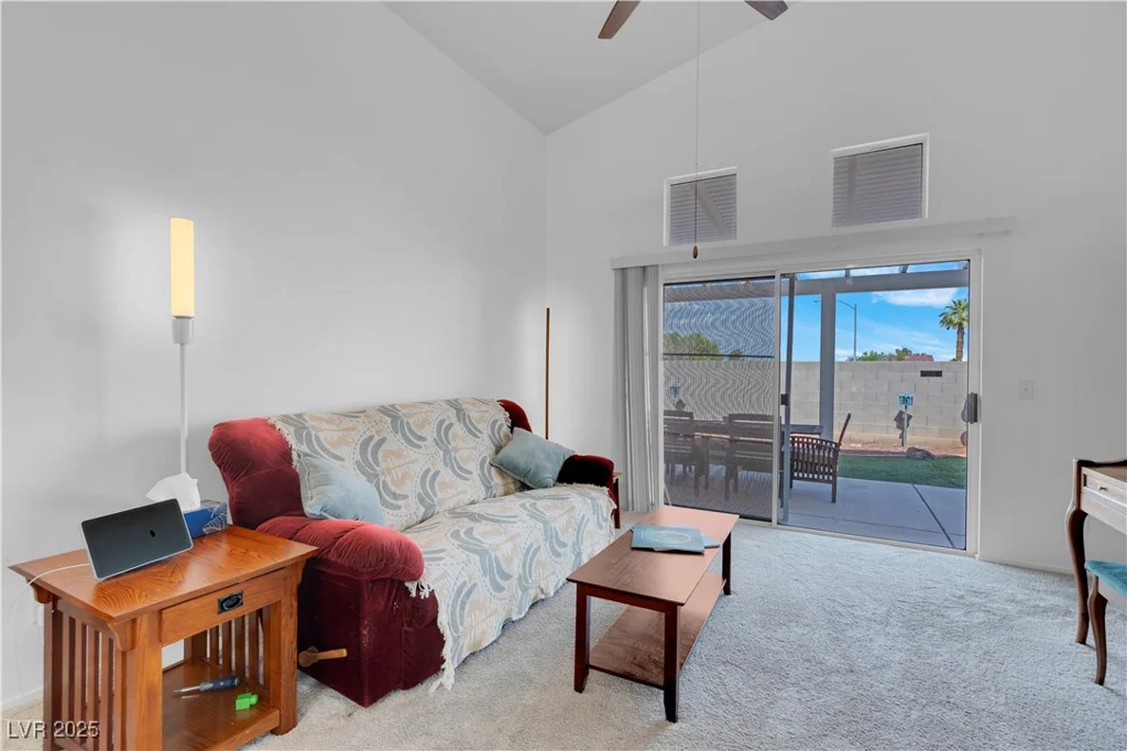 6138 Crystal Flower, North Las Vegas, NV 89031