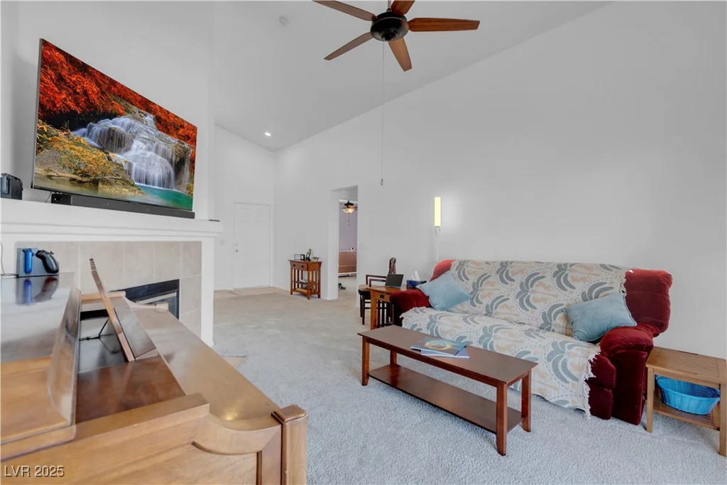 6138 Crystal Flower, North Las Vegas, NV 89031