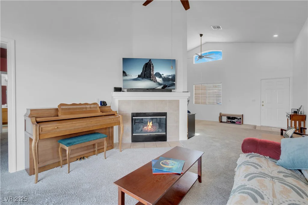 6138 Crystal Flower, North Las Vegas, NV 89031