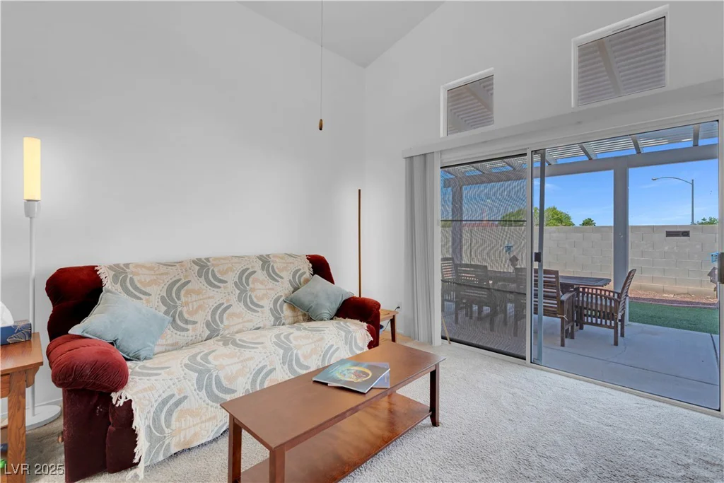 6138 Crystal Flower, North Las Vegas, NV 89031