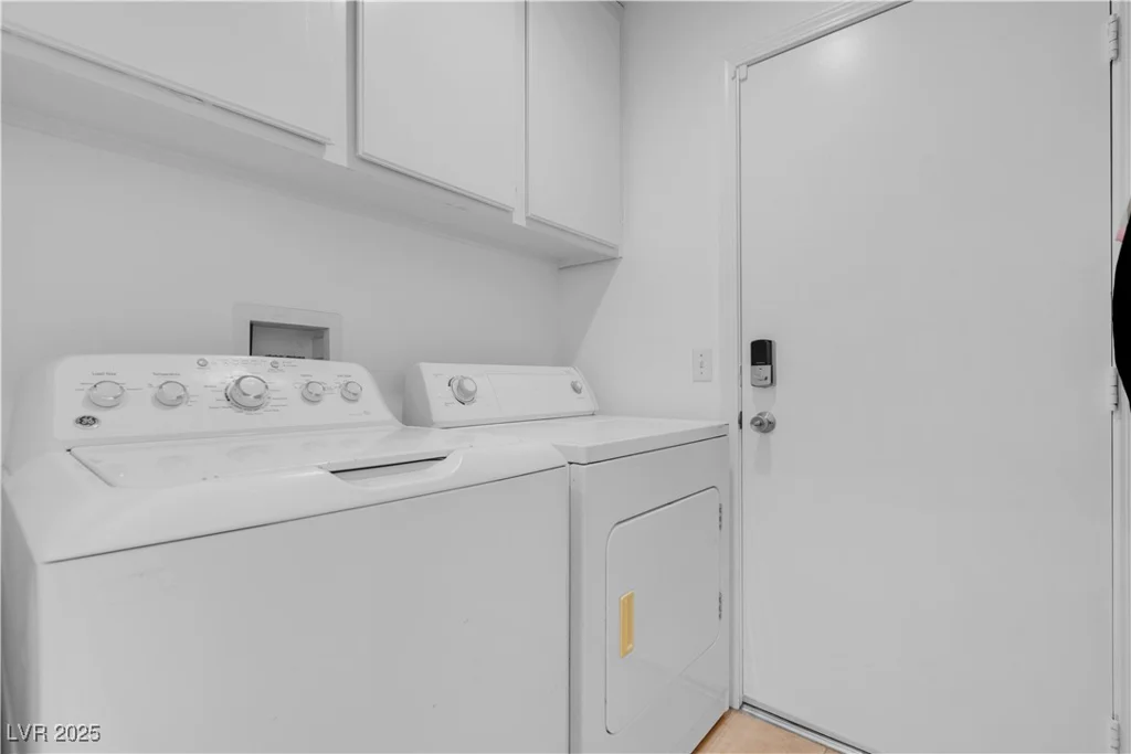 6138 Crystal Flower, North Las Vegas, NV 89031