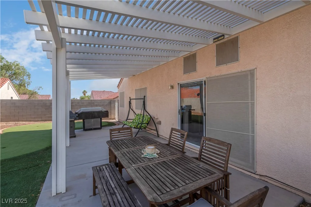 6138 Crystal Flower, North Las Vegas, NV 89031