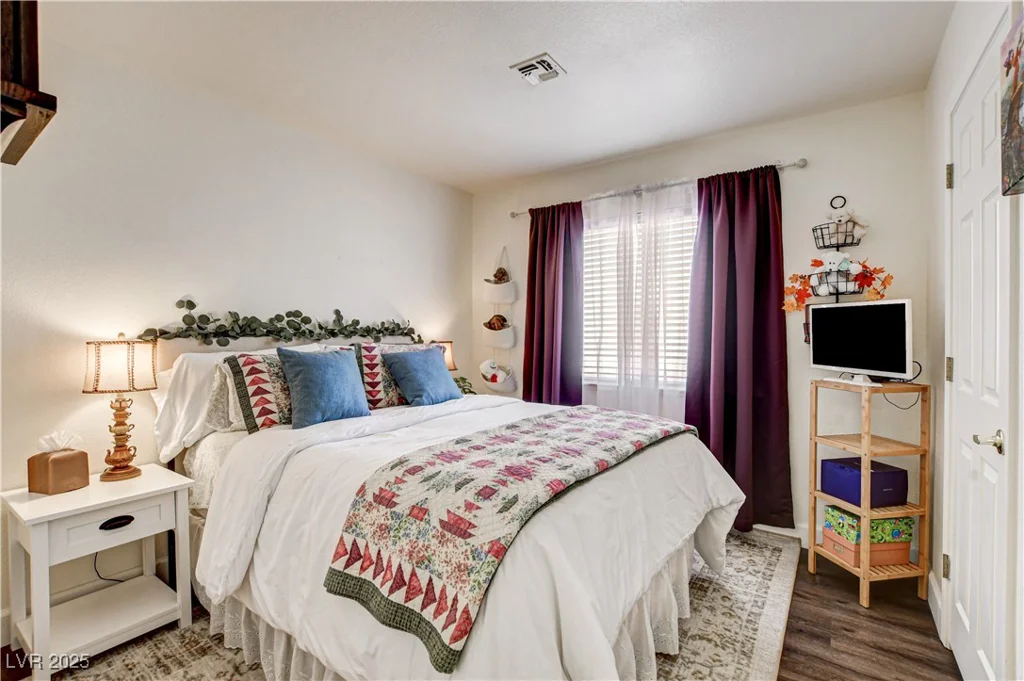5908 Marbrisas, Las Vegas, NV 89130
