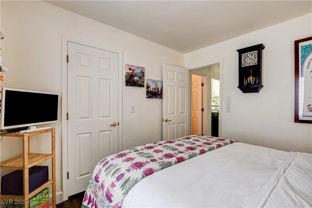 5908 Marbrisas, Las Vegas, NV 89130