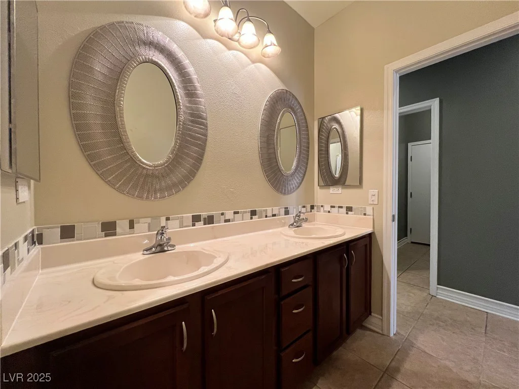 5439 Cansano, Pahrump, NV 89061
