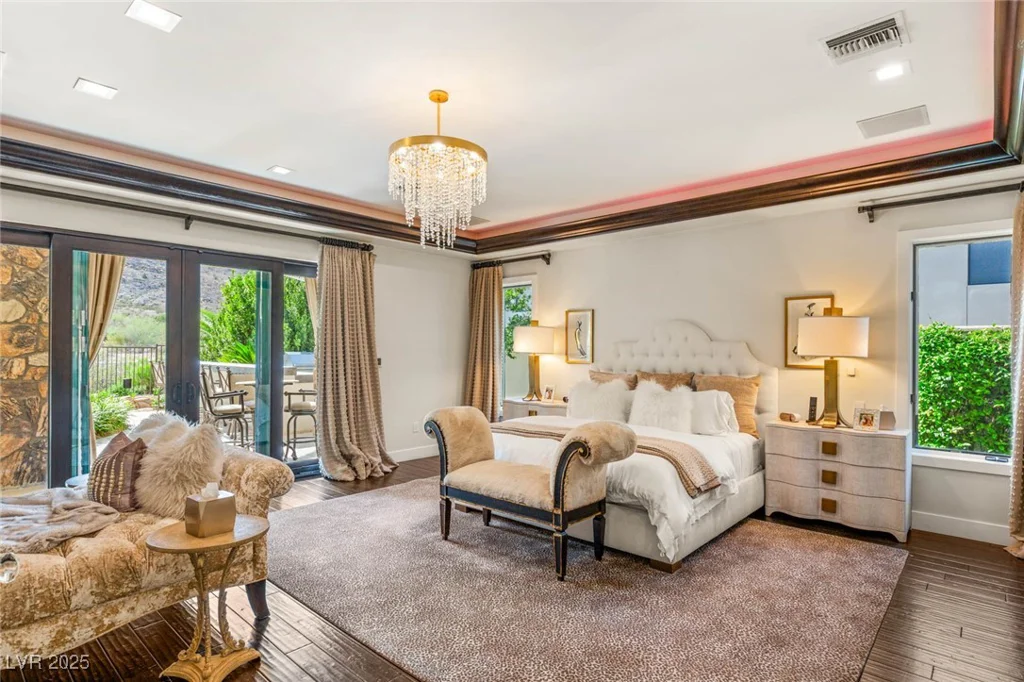 2793 Red Arrow, Las Vegas, NV 89135