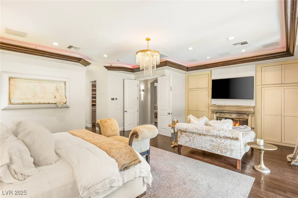 2793 Red Arrow, Las Vegas, NV 89135