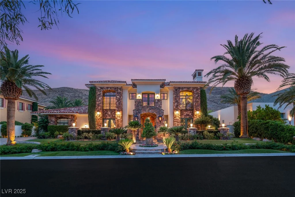 2793 Red Arrow, Las Vegas, NV 89135