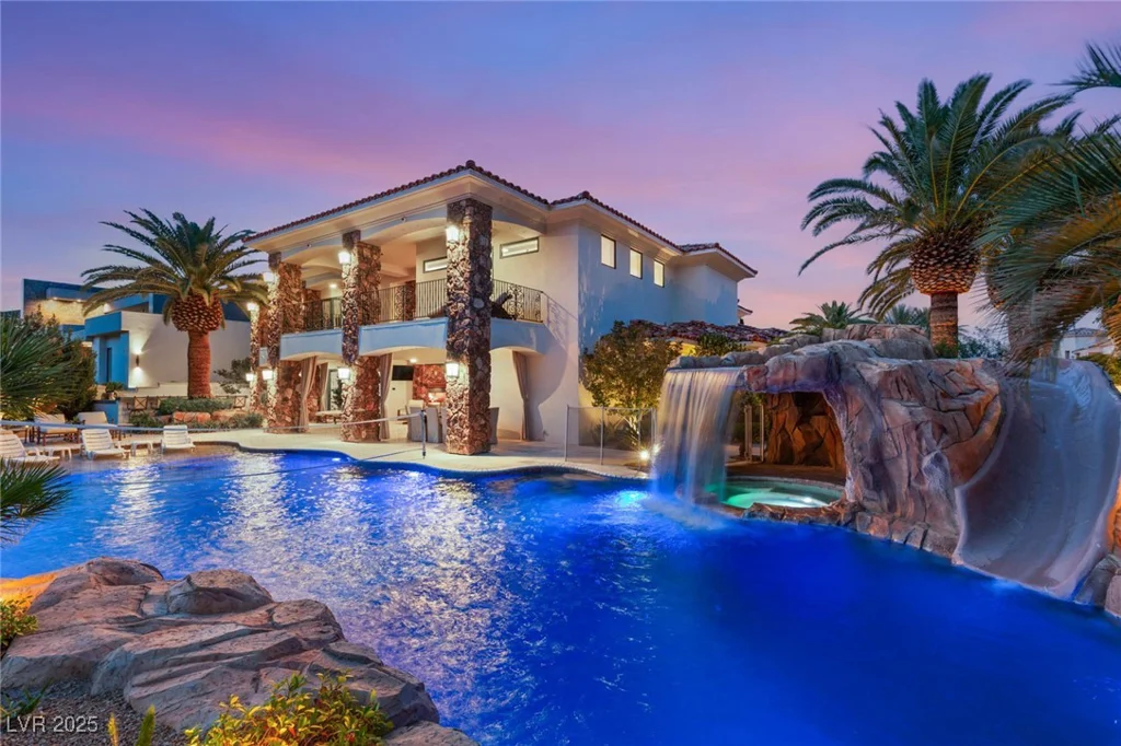 2793 Red Arrow, Las Vegas, NV 89135