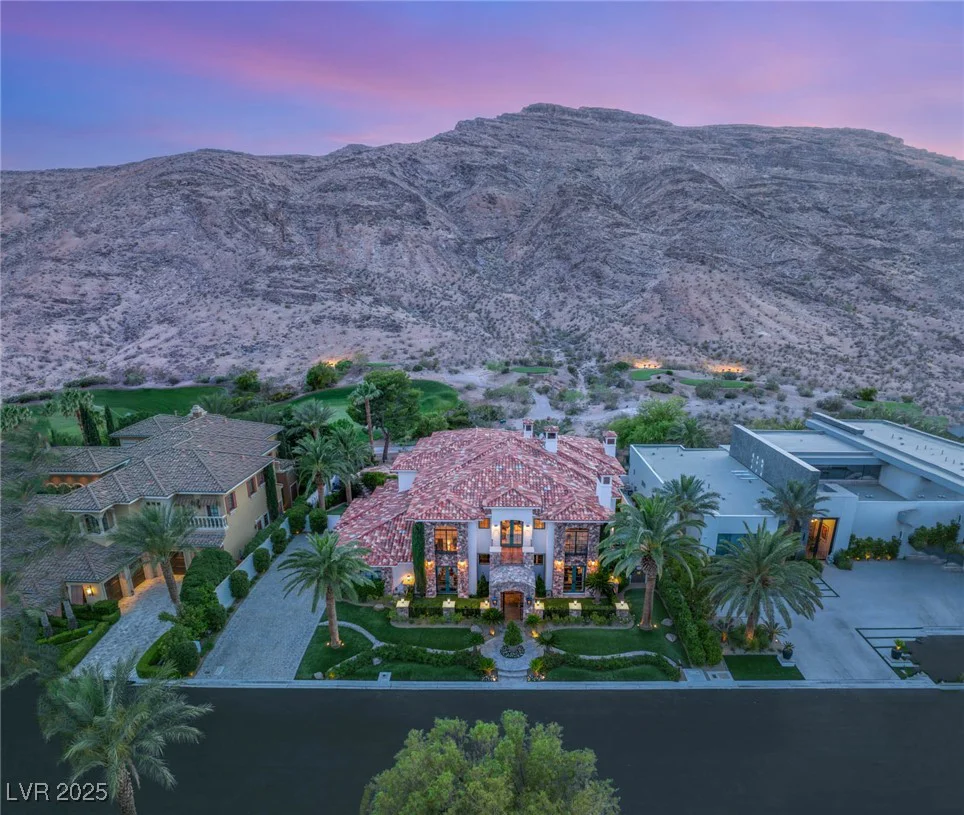 2793 Red Arrow, Las Vegas, NV 89135