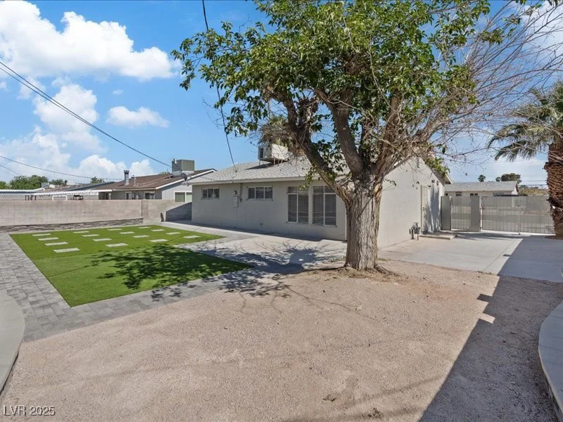 4204 El Jardin, Las Vegas, NV 89102