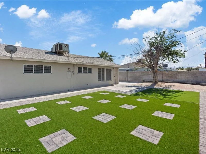 4204 El Jardin, Las Vegas, NV 89102