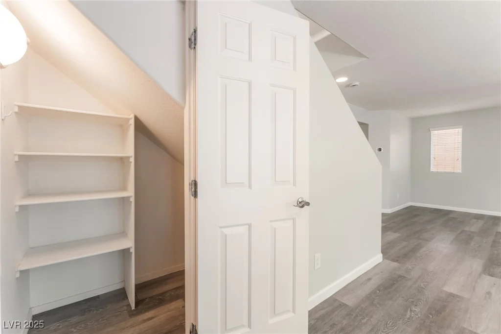 10717 Red Badge, Las Vegas, NV 89166