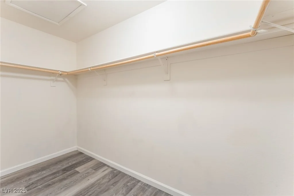 10717 Red Badge, Las Vegas, NV 89166