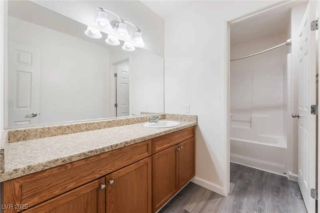 10717 Red Badge, Las Vegas, NV 89166