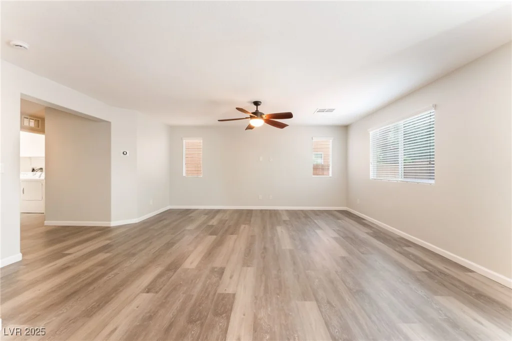 10717 Red Badge, Las Vegas, NV 89166
