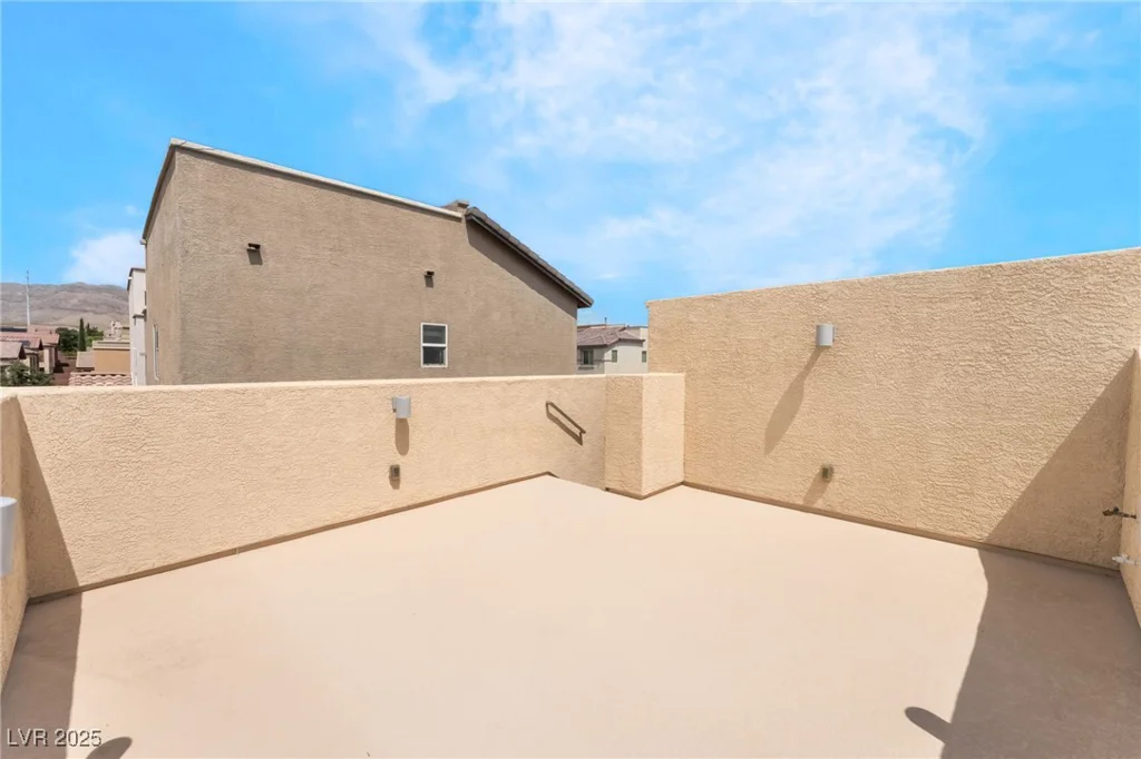 10717 Red Badge, Las Vegas, NV 89166