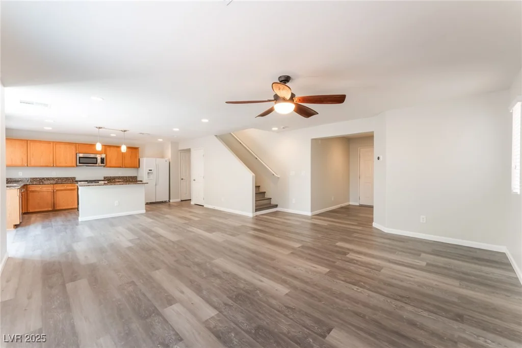 10717 Red Badge, Las Vegas, NV 89166