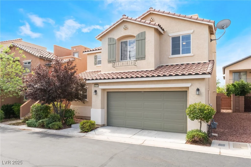 10717 Red Badge, Las Vegas, NV 89166
