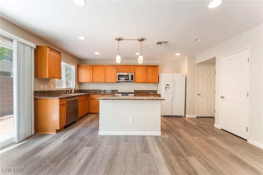 10717 Red Badge, Las Vegas, NV 89166