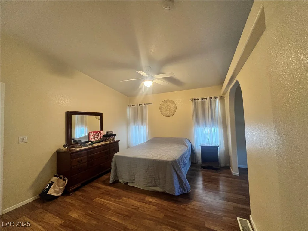 300 Montecito, Pahrump, NV 89048