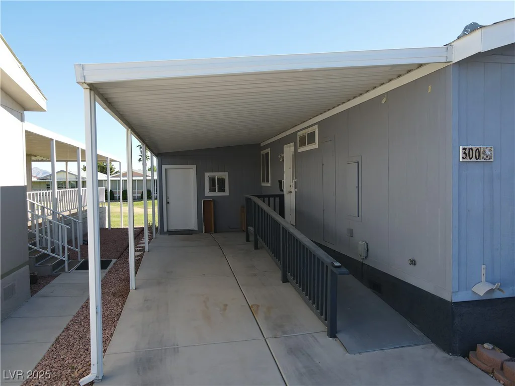 300 Montecito, Pahrump, NV 89048