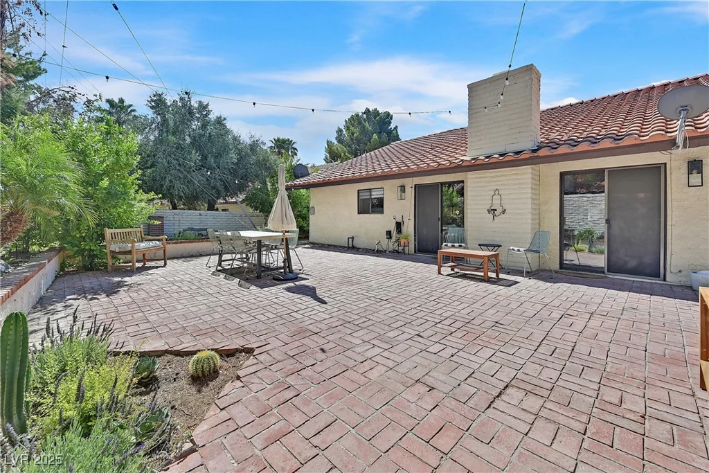 3220 Calle De El Cortez, Las Vegas, NV 89102
