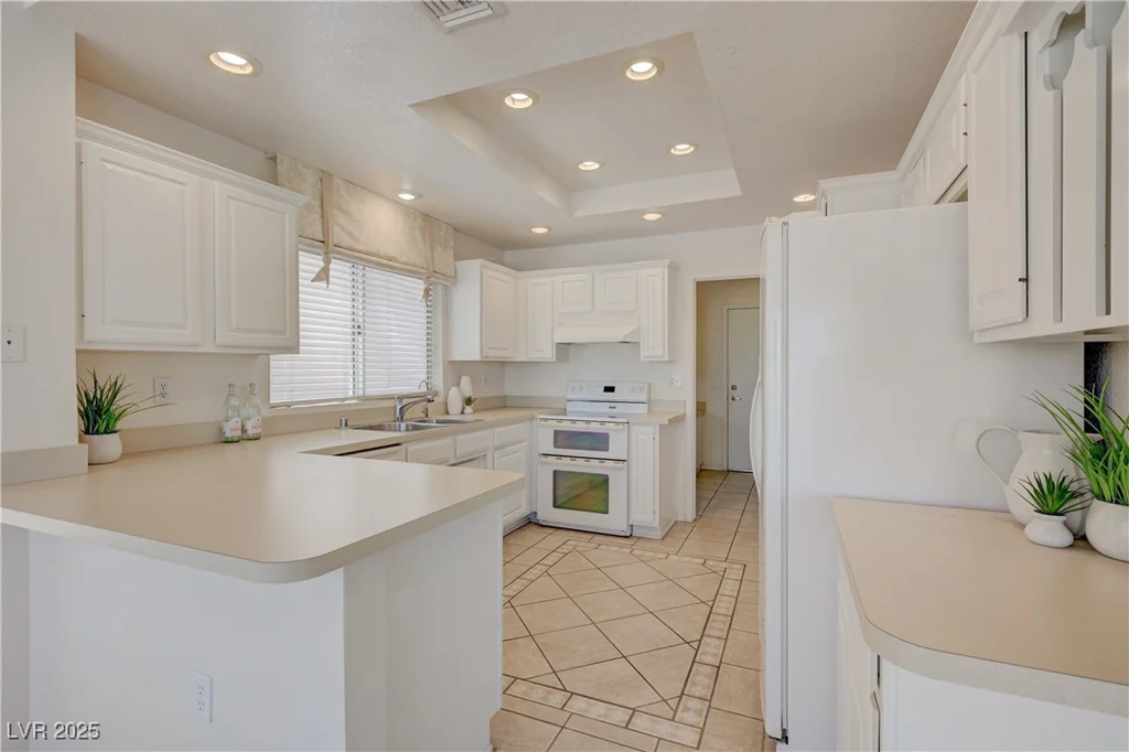 2808 Crown Ridge, Las Vegas, NV 89134