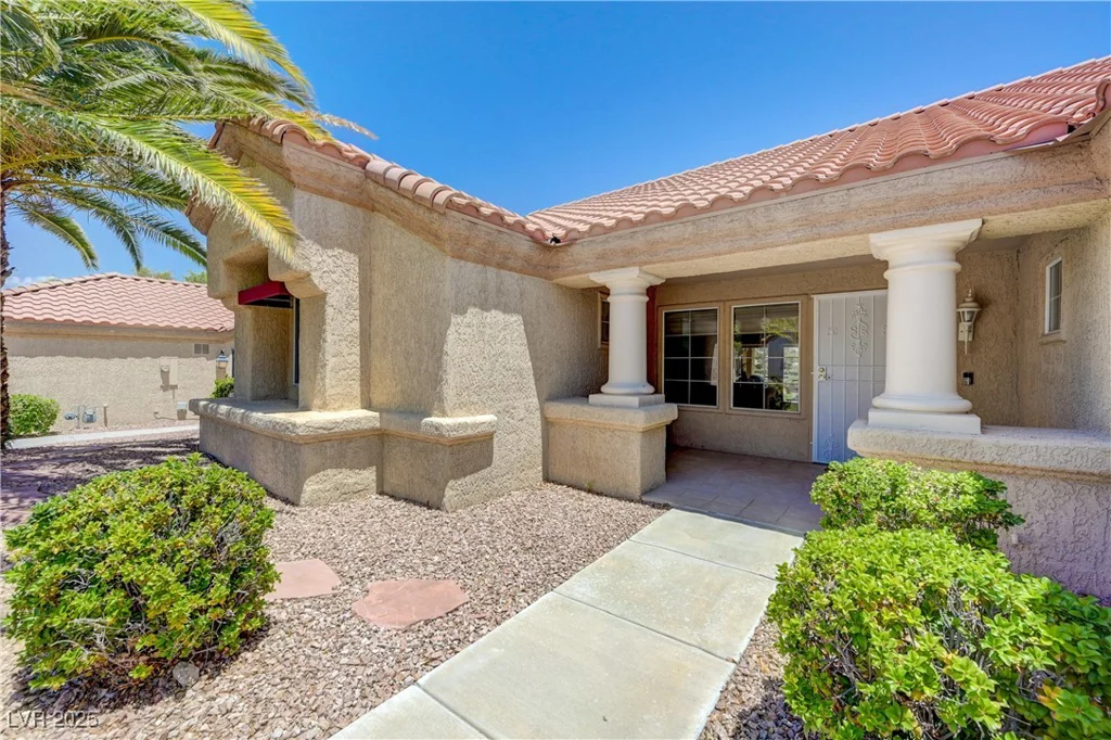 2808 Crown Ridge, Las Vegas, NV 89134