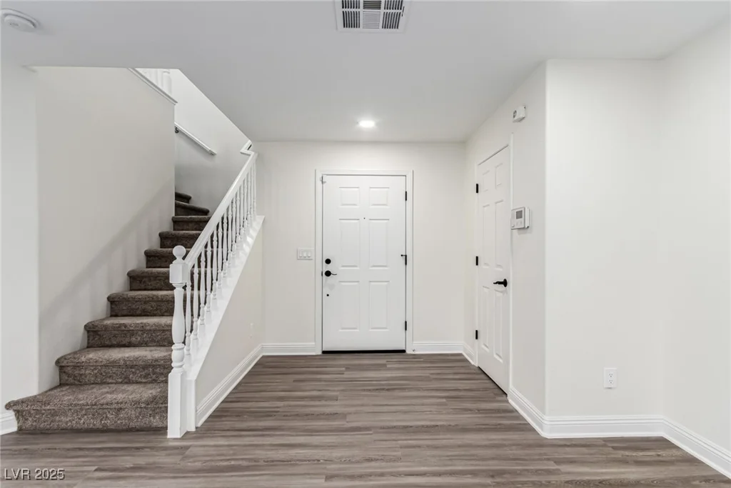 9006 Cedar Door, Las Vegas, NV 89148