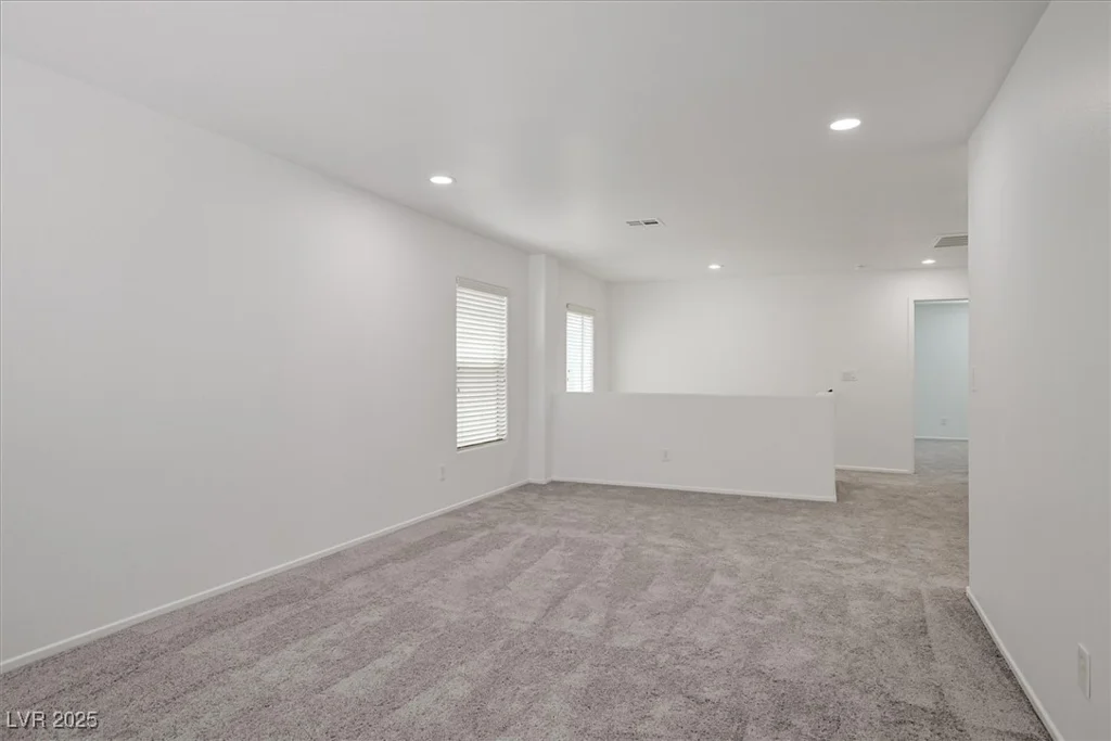 6133 Roseboro, North Las Vegas, NV 89081