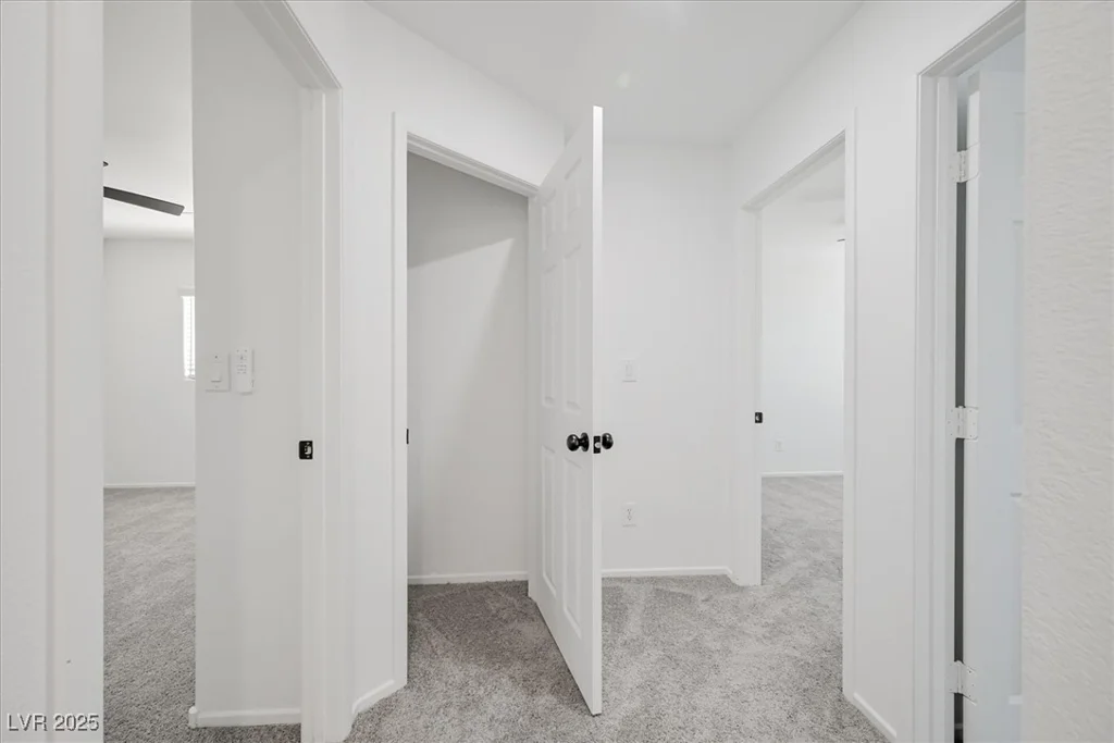 6133 Roseboro, North Las Vegas, NV 89081