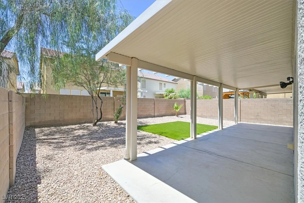 6133 Roseboro, North Las Vegas, NV 89081