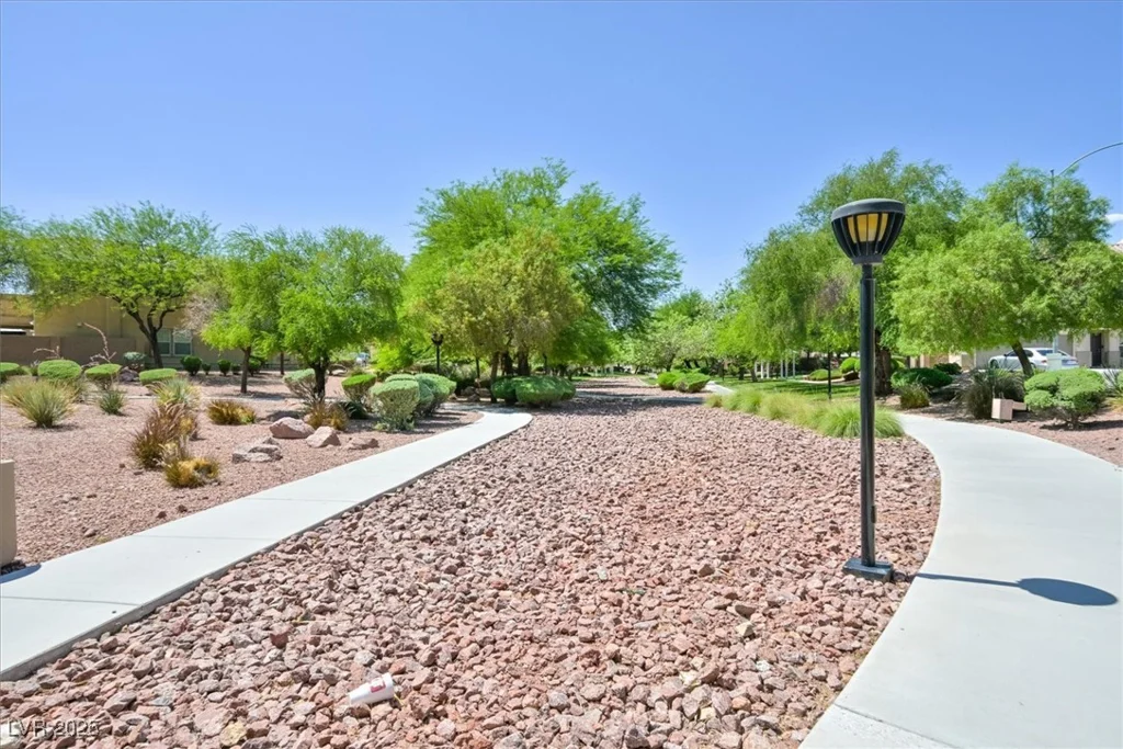 6133 Roseboro, North Las Vegas, NV 89081