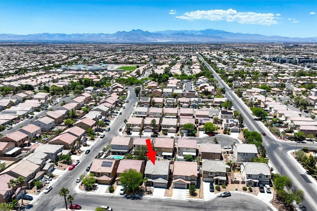 6133 Roseboro, North Las Vegas, NV 89081
