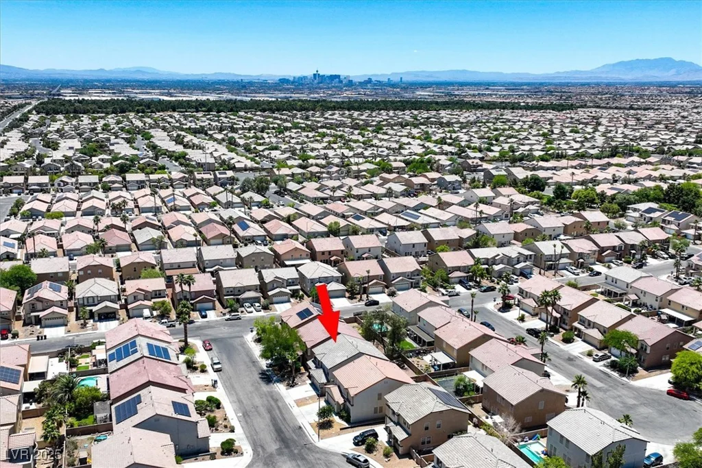6133 Roseboro, North Las Vegas, NV 89081