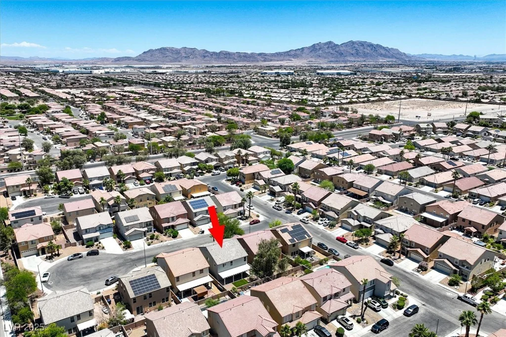 6133 Roseboro, North Las Vegas, NV 89081
