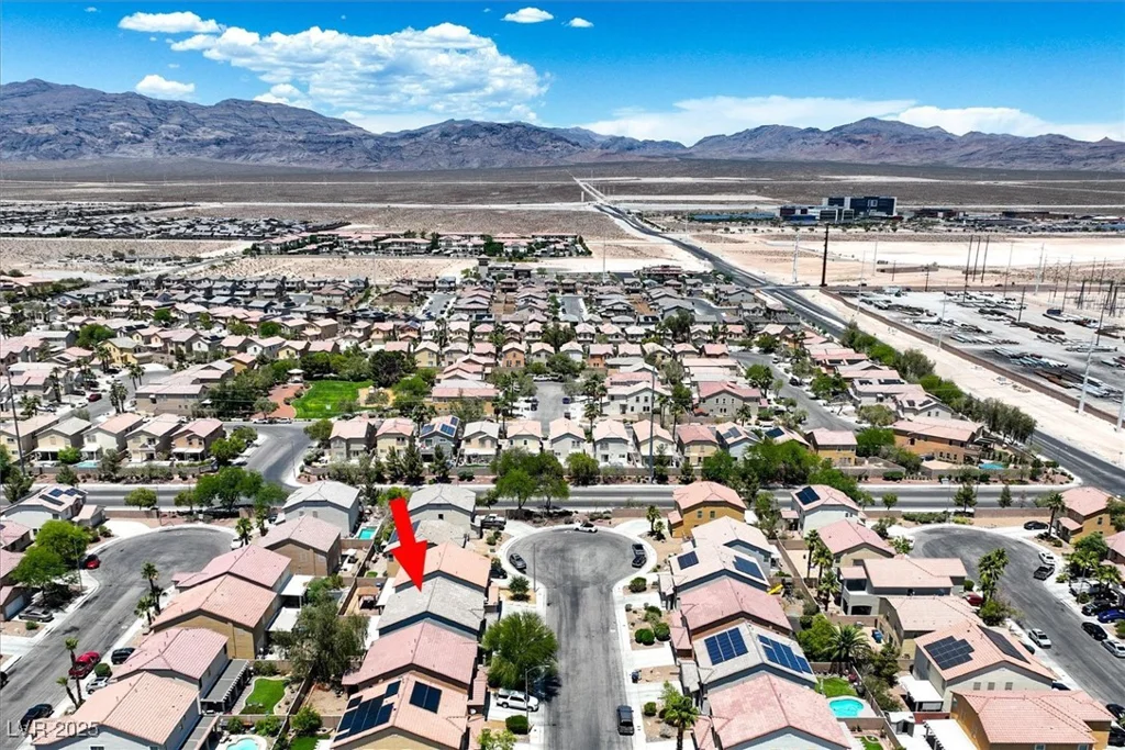 6133 Roseboro, North Las Vegas, NV 89081