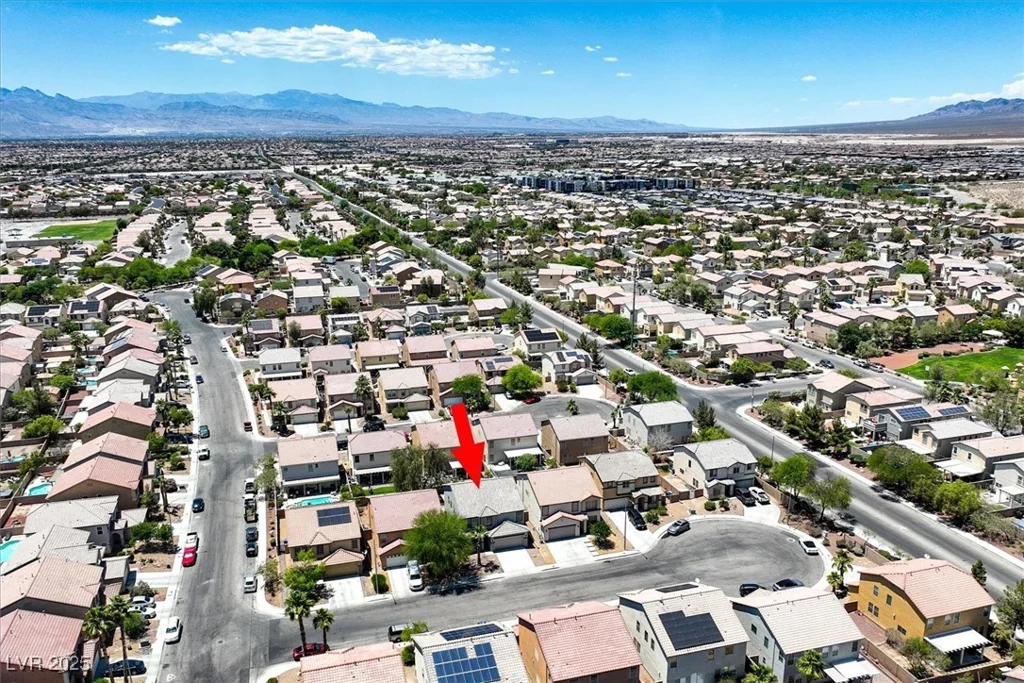 6133 Roseboro, North Las Vegas, NV 89081