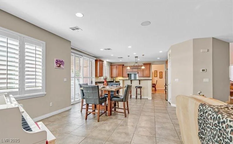 10001 Blairwood, Las Vegas, NV 89178