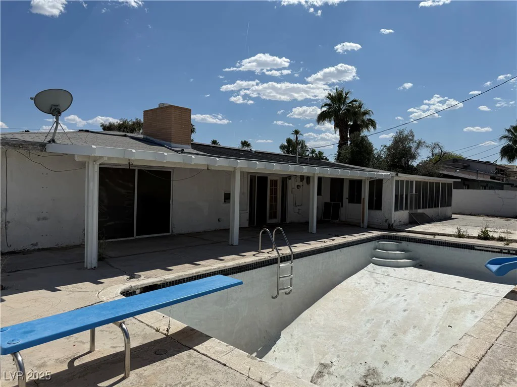1674 Seneca, Las Vegas, NV 89169