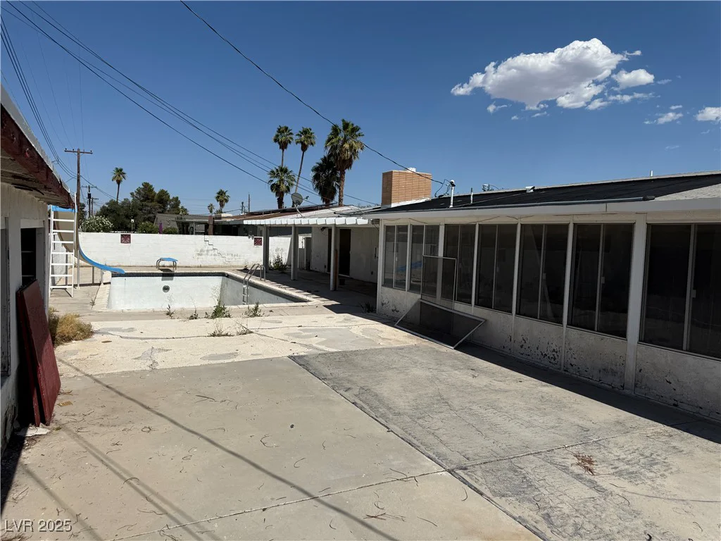 1674 Seneca, Las Vegas, NV 89169